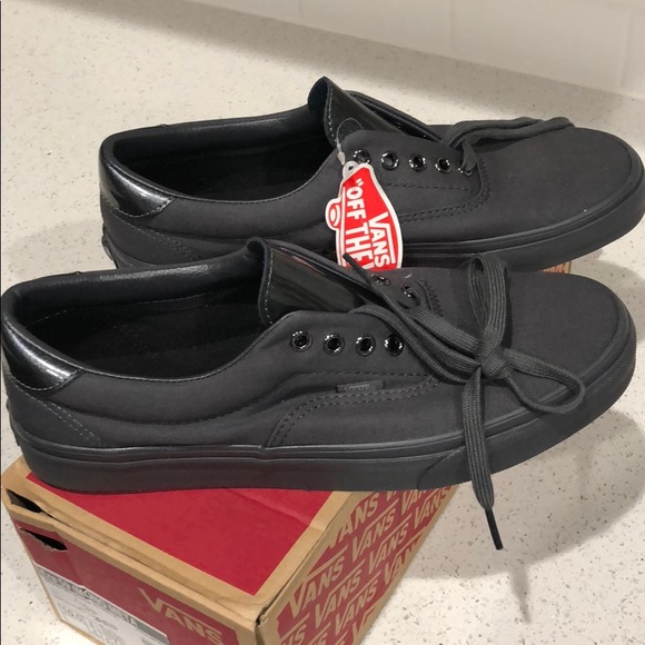 vans era mono